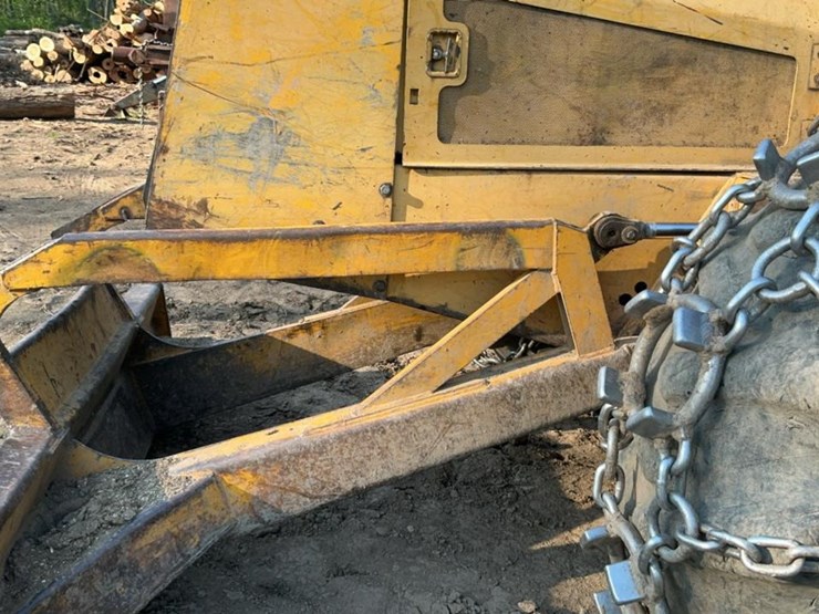 1990-john-deere-640d-image-34