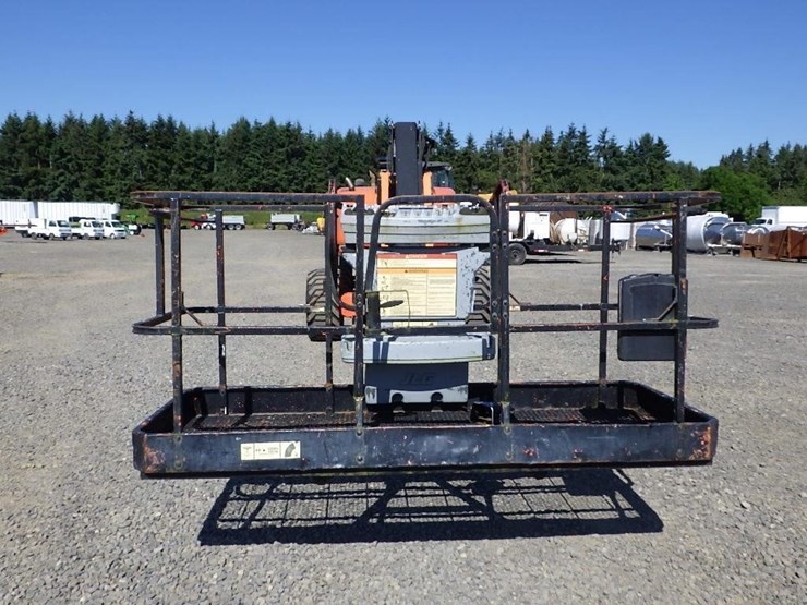 2002-jlg-800aj-image-2