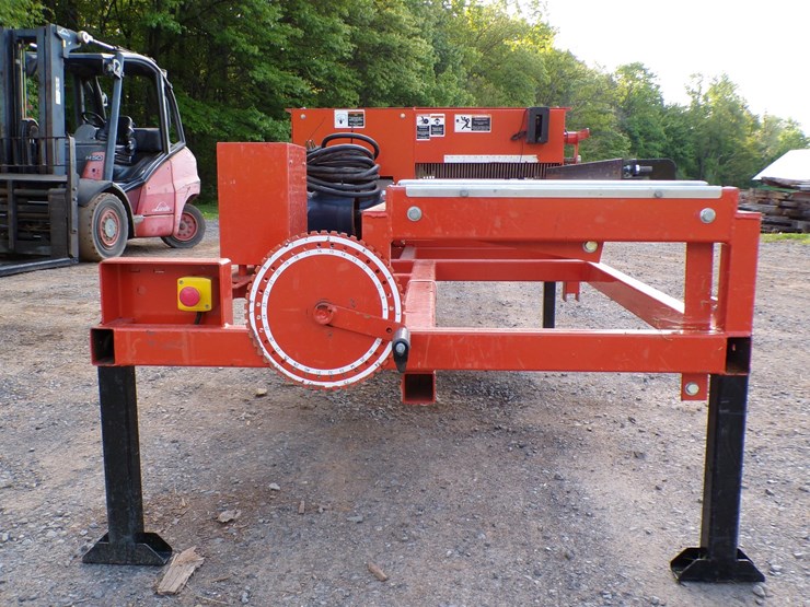 #179-•-2020-wood-mizer-eg200-twin-blade-edger-image-31