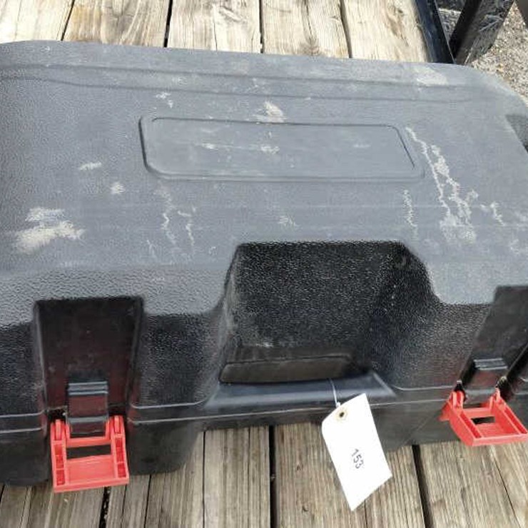 #153 • Titan Gas Operated Post Driver w/Case