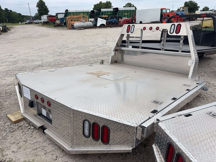 new-bradford-built-aluminum-flatbed,-96-x-102,-42"-frame-width,-56"-cab-to-axle,-fits-chevy-dually-all-years-and-ford-2017-and-older,-stock-#bb15845-image-5