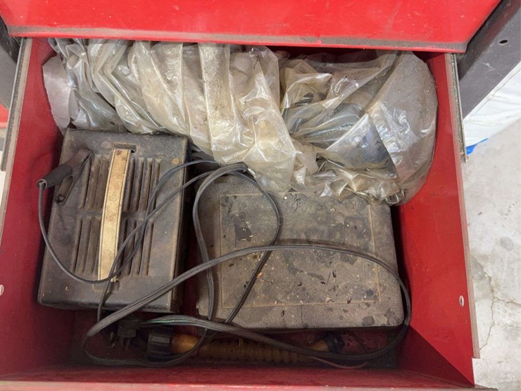 craftsman-tool-chest-contents:-assorted-manuals,-parts,-and-accessories-image-4