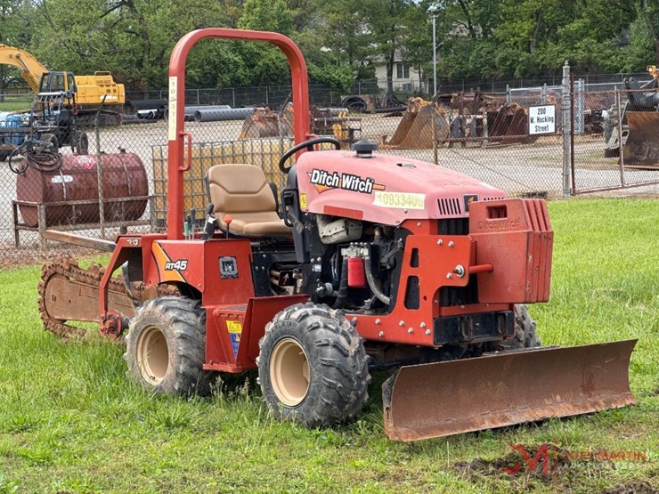 2019-ditch-witch-rt45-image-1
