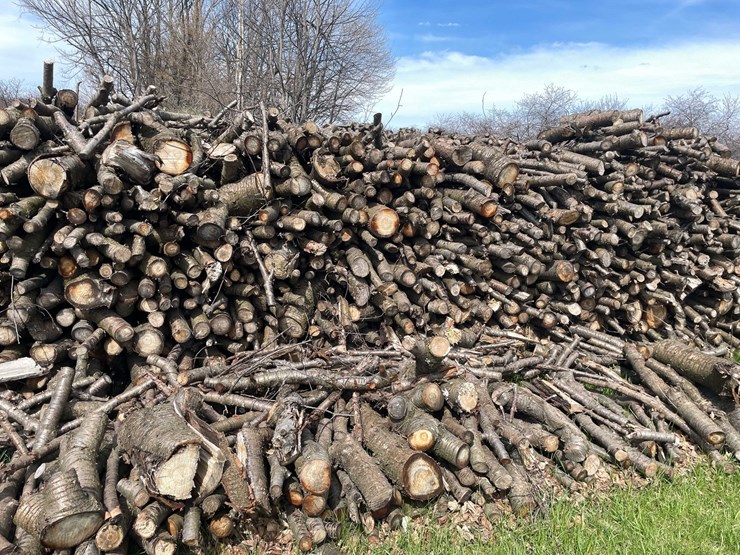 #5525-•-door-county-cherry-wood-image-5