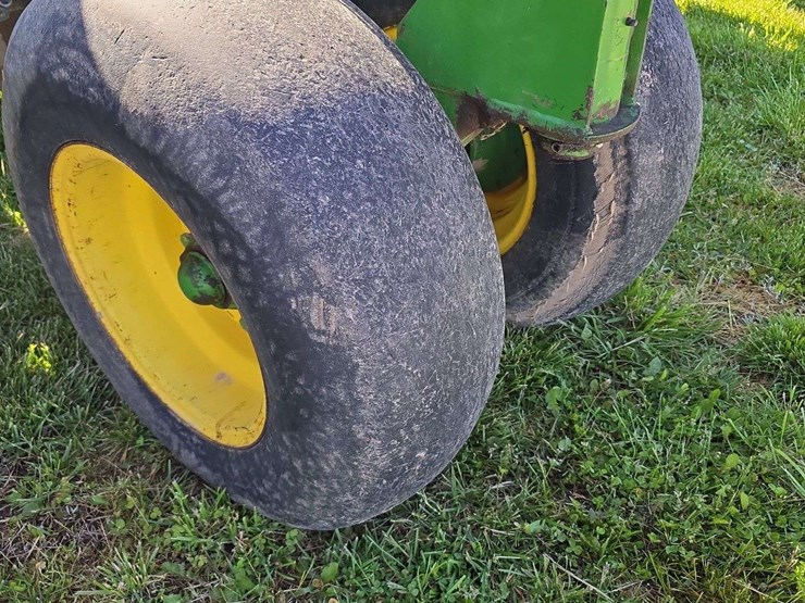 john-deere-750-image-14