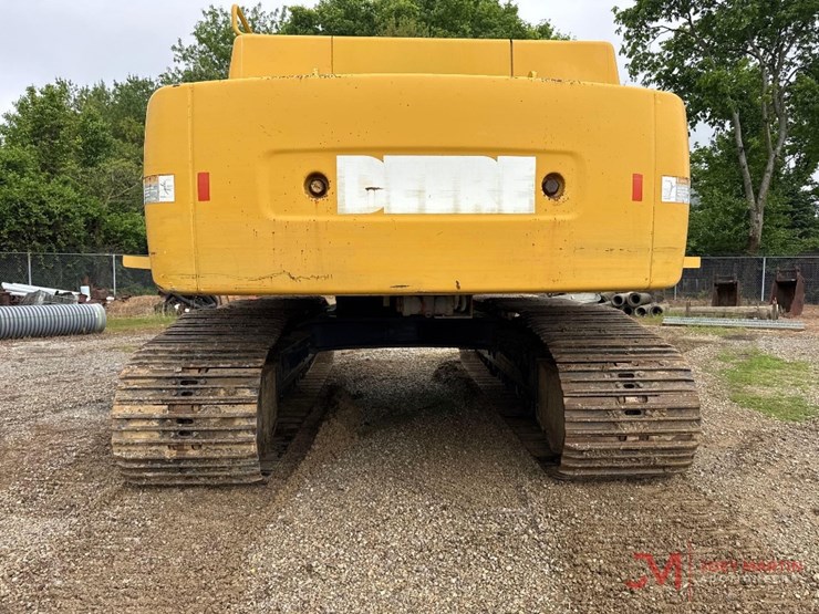 2004-deere-450c-lc-image-7