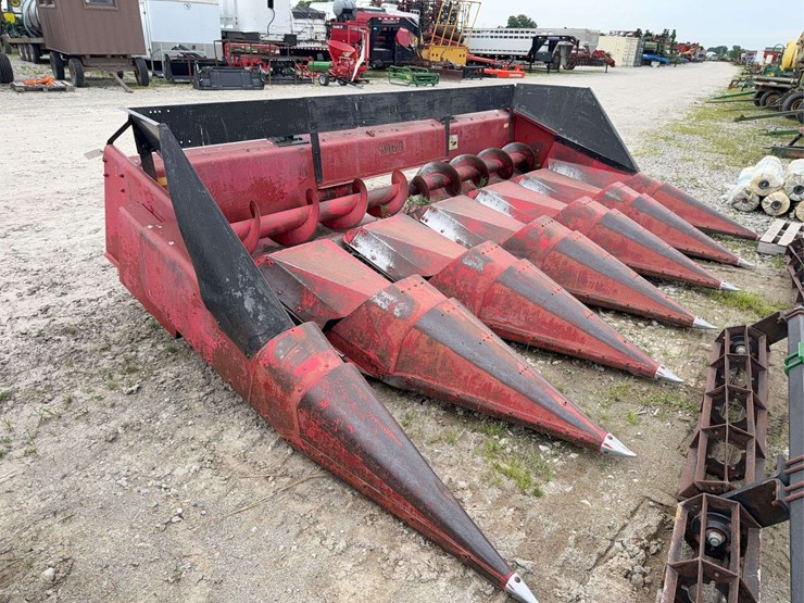 case-ih-1063-image-1