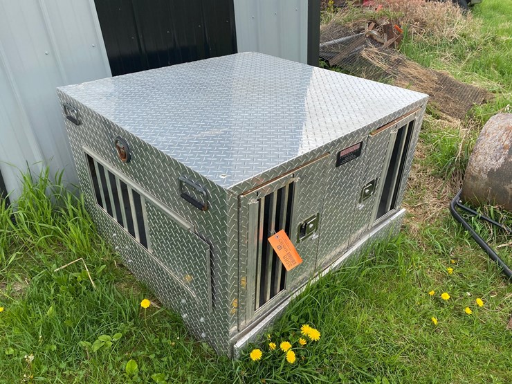 #3588-•-owens-aluminum-dog-box-image-1