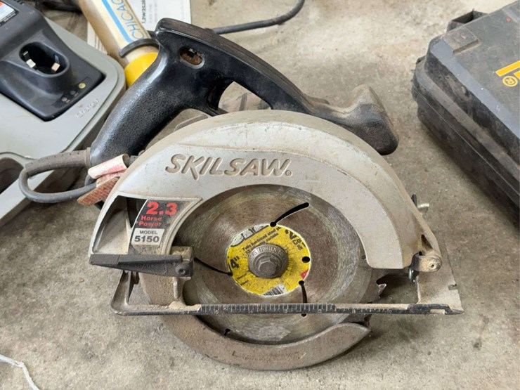 skilsaw-circular-saw,-allied-socket-set,-drills-and-more-image-4
