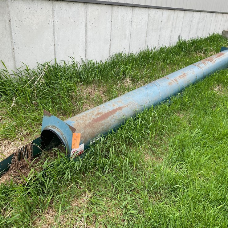#3574 • Manure Auger Chute