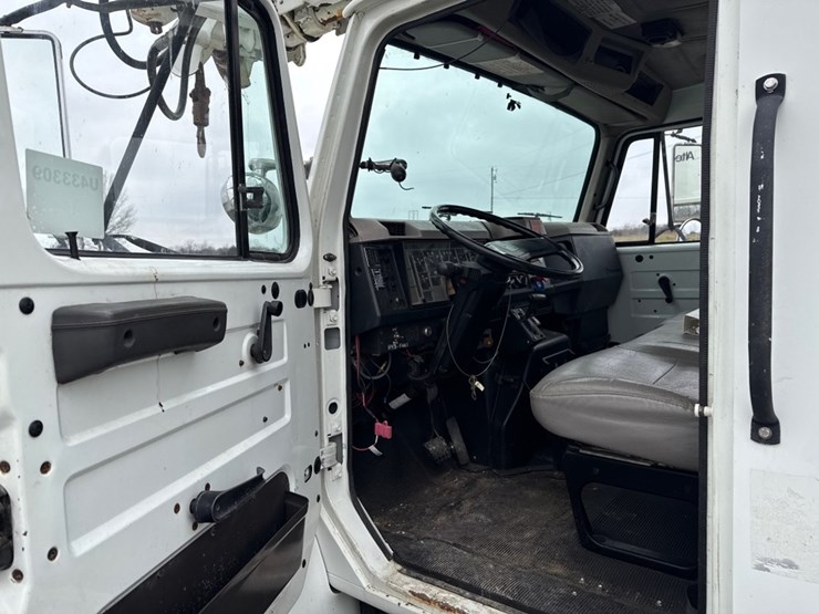2000-international-4900-image-22