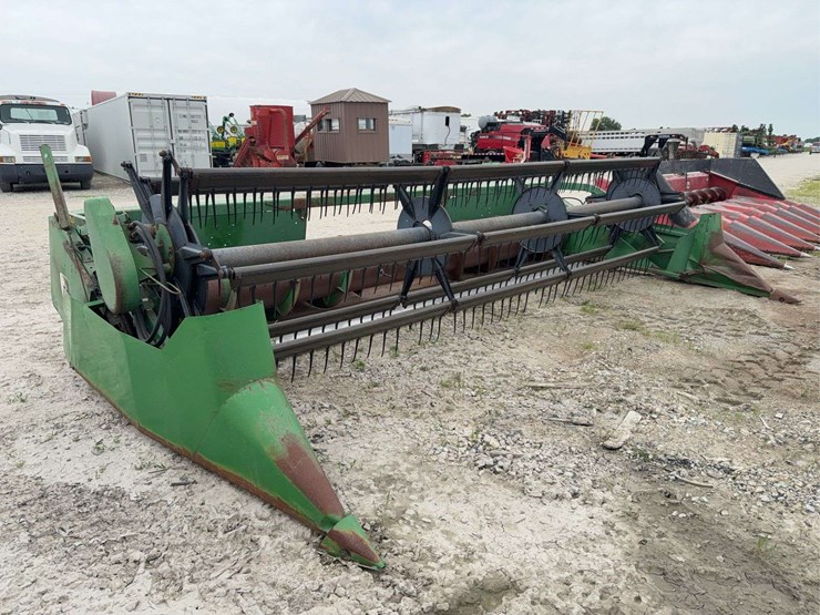 john-deere-918-image-1