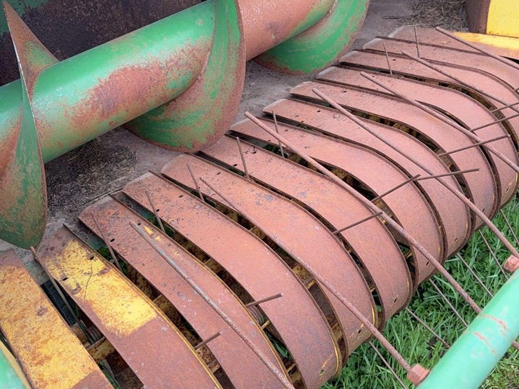 john-deere-24t-image-8
