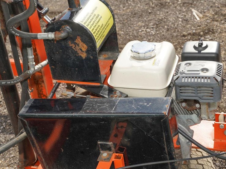 #107-•-2006-rough-terrain-walk-behind-forklift-image-24