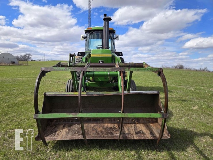 1975-john-deere-4430-image-6
