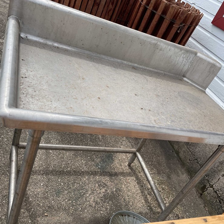 #4186 • Industrial Table