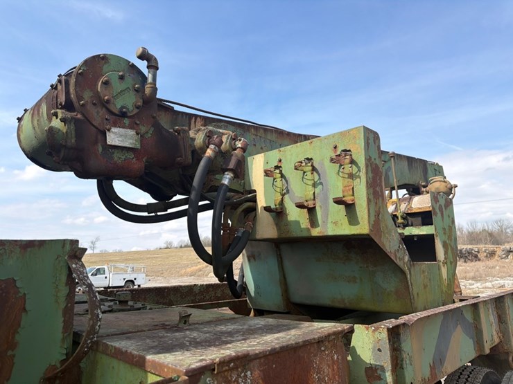 1968-am-general-m816-image-10