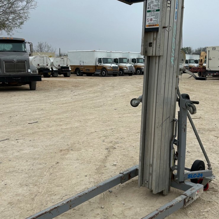 GENIE SUPER LIFT CONTRACTOR