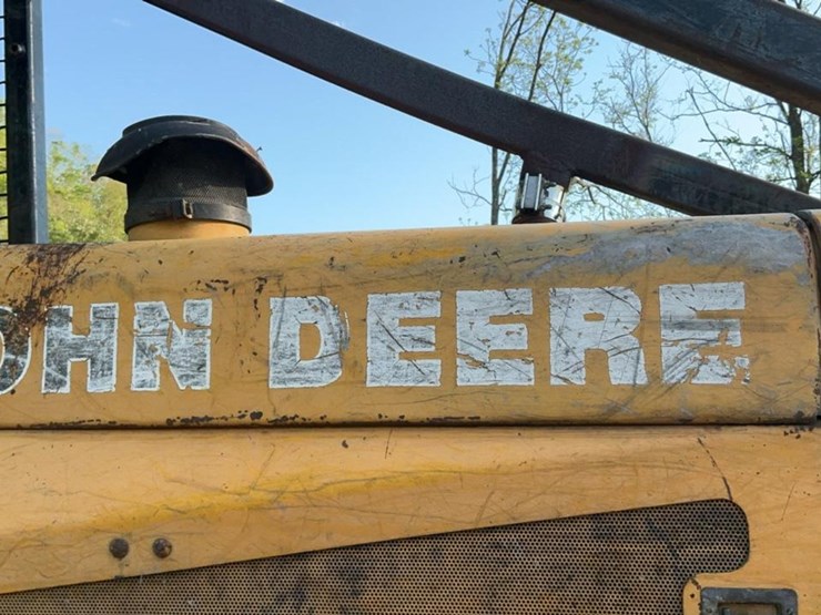 1990-john-deere-640d-image-17