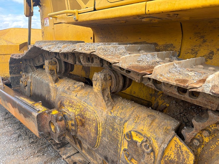 komatsu-d65exi-18-image-8