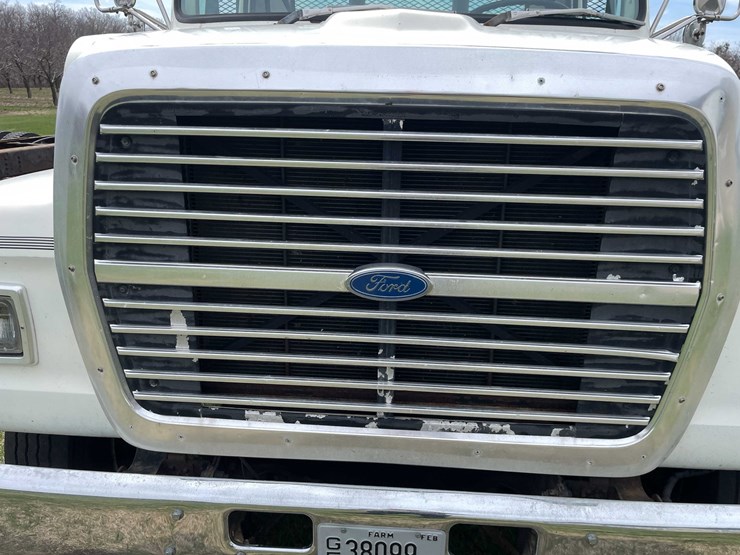ford-l7000-image-35