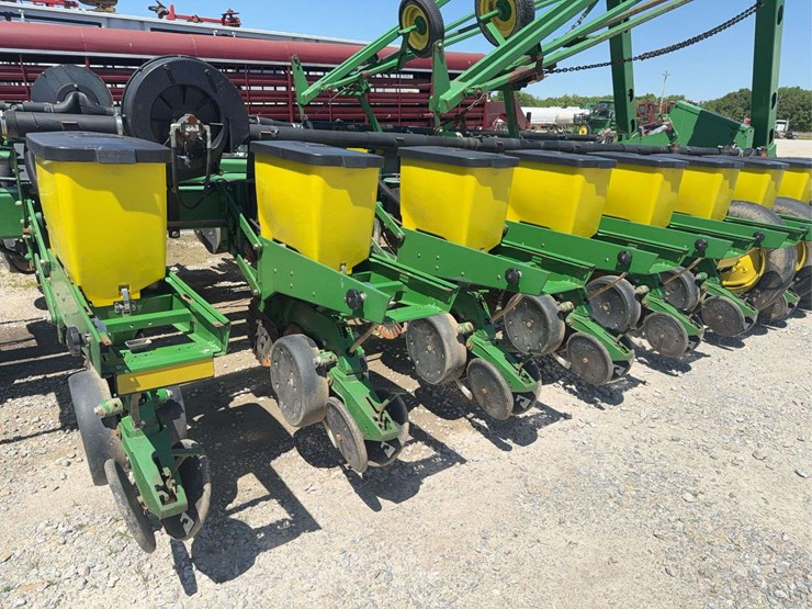 john-deere-1770-image-16