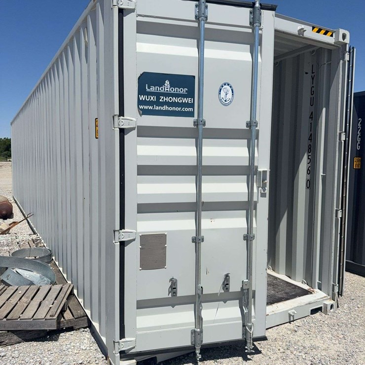 New 1-time used 40ft shipping container, 2 large side doors