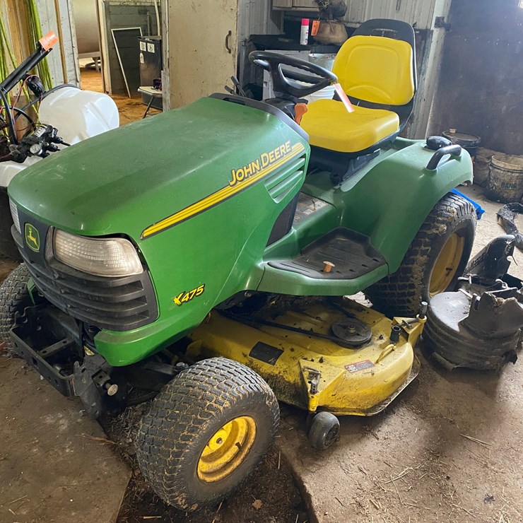 JOHN DEERE X475