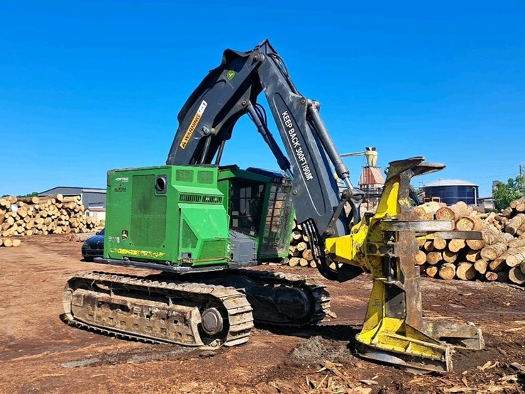 2016-deere-853m-image-7