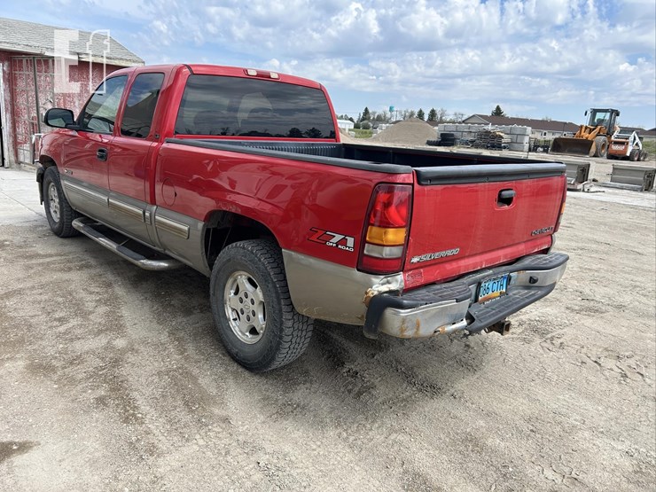 2001-chevrolet-silverado-1500-image-7