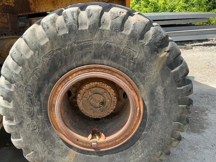 #131-•-bell-off-road-dump-truck-image-65