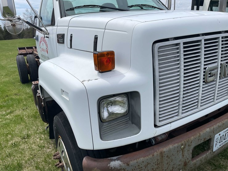 #4157-•-2000-gmc-c7500-(has-wi,-title)-image-39