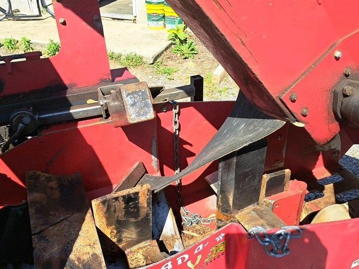 #175-•-2018-wood-beaver-firewood-processor-image-18