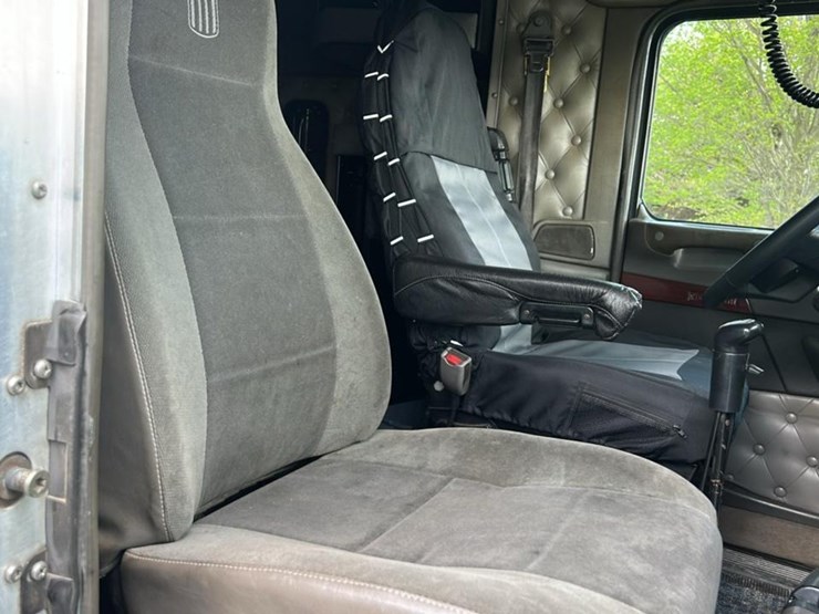 2006-kenworth-t800-image-63