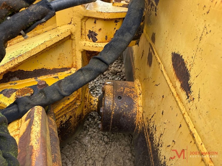 1996-deere-850c-image-22