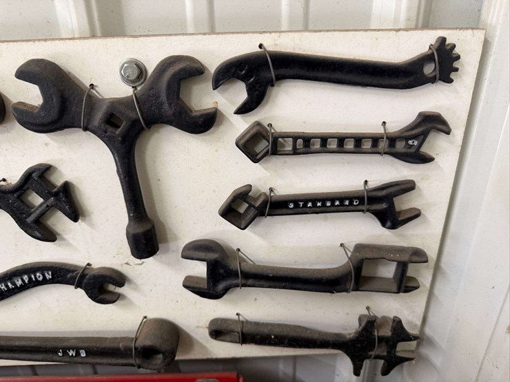 collection-of-cast-iron-wrenches-image-8