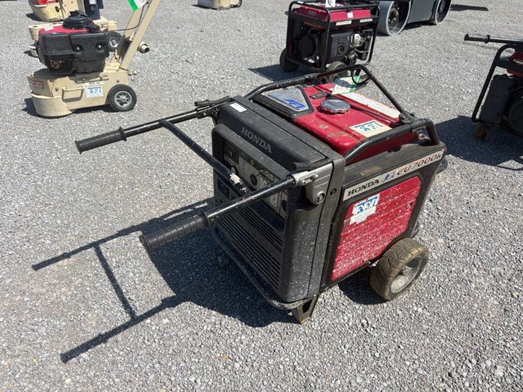 honda-eu7000is-image-3