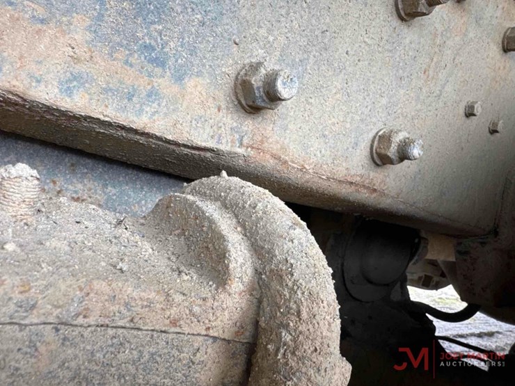 1988-mack-rd688s-image-19