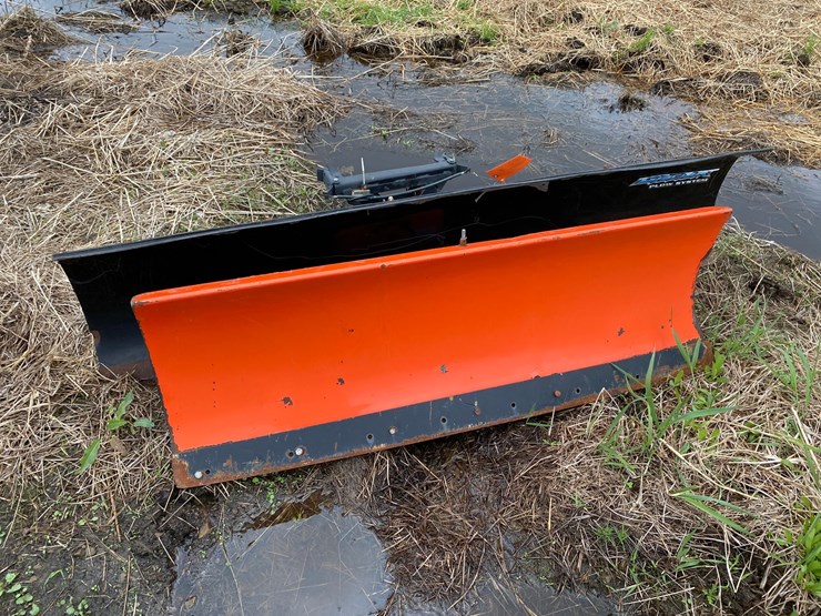 #3520-•-(2)-snow-plows-image-3
