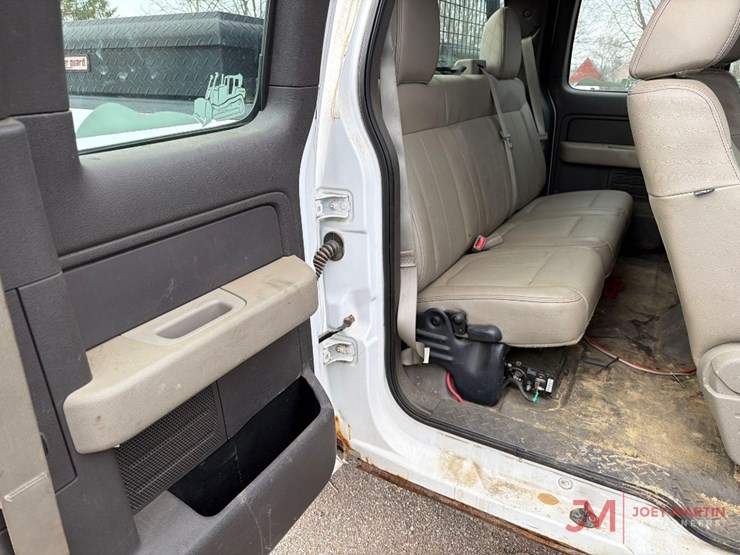 2010-ford-f150-xl-image-28