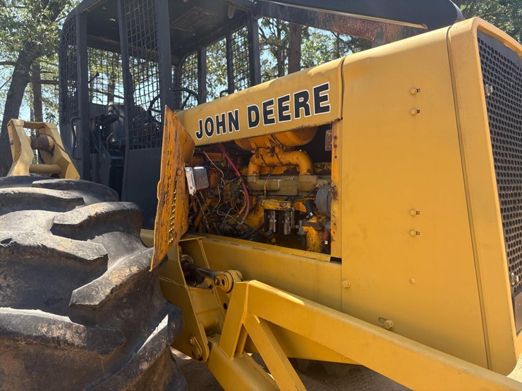 1983-john-deere-640-image-19