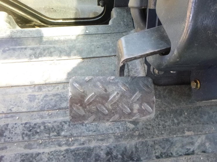 2013-deere-872gp-image-18