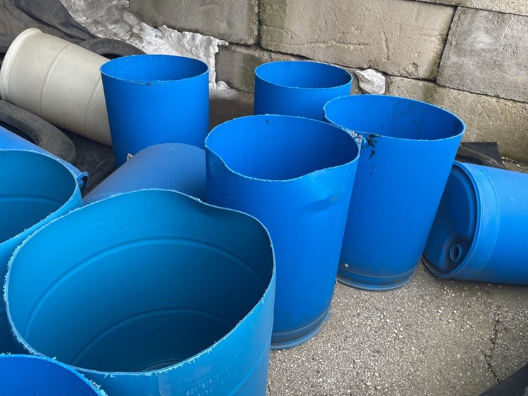 #6010-•-various-poly-barrels-image-4