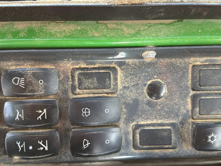 2018-deere-437e-image-44