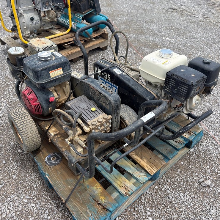 #67 • LOT OF (2) PRESSURE WASHERS