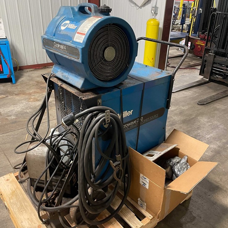 #4156 • Miller Welder