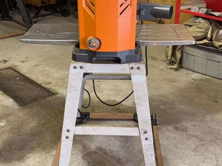 ridgid-r4331-planer-with-rolling-stand-image-10