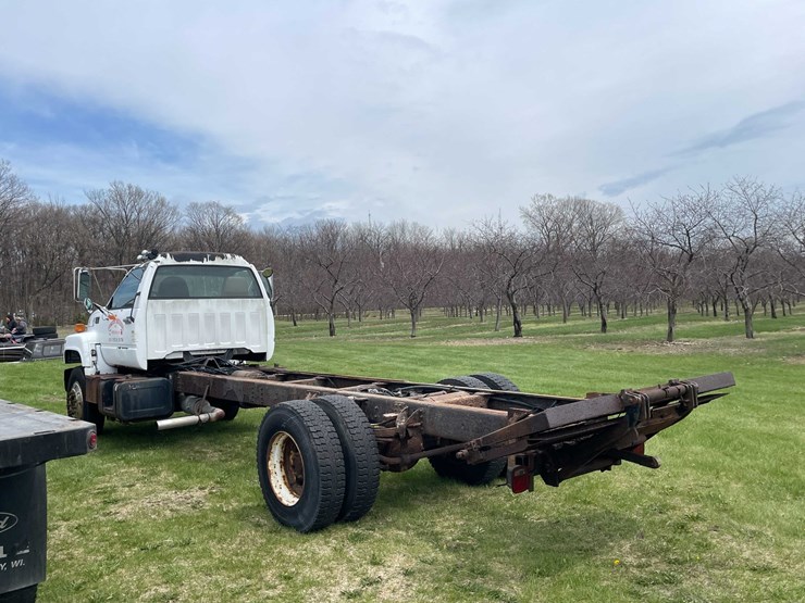 #4157-•-2000-gmc-c7500-(has-wi,-title)-image-7