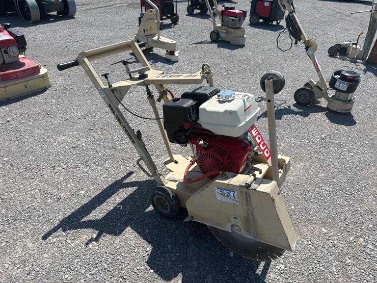 #21-•-edco-ds18-walk-behind-concrete-saw-image-2