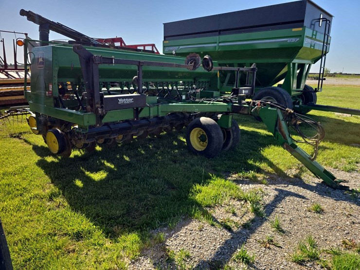 john-deere-750-image-3